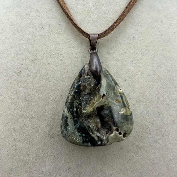 Green Ocean Jasper Teardrop Pendant on Brown Faux Suede Natural Druzy - Picture 5 of 8